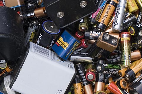 儋州木棠铁锂电池回收价格表-上门回收锂电池